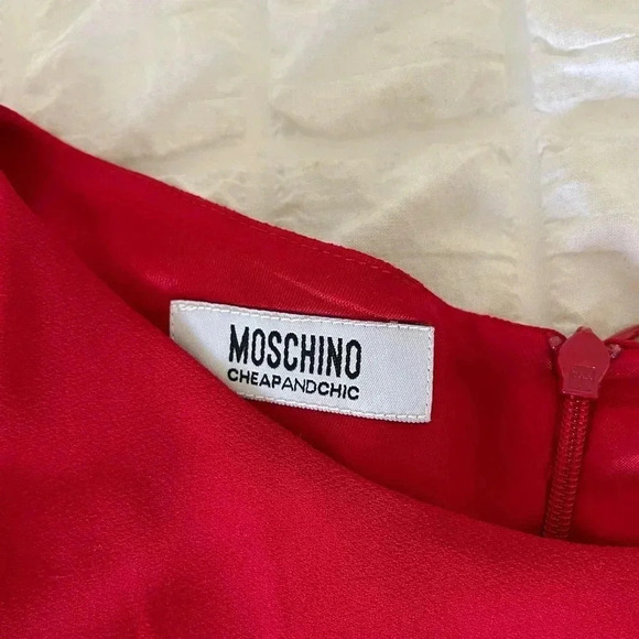 Moschino red ruched shift dress - Picture 6 of 14